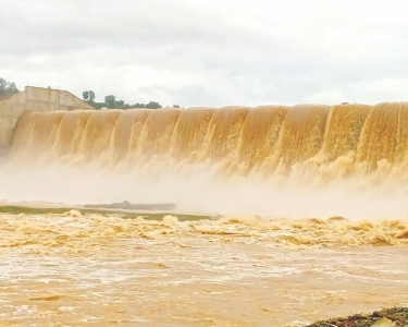 Đập tràn Piano hoàn thiện đưa vào sử dụng.