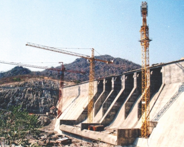 Hồ chứa nước Sông Lòng Sông  - đang thi công hoàn thiện Đập tràn