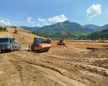 Công trình Sơn Trung - Hình ảnh thi công gia cố nền