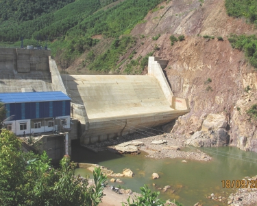 Thủy Điện Thượng Lộ (Thừa Thiên Huế) - Đập tràn hoàn thiện